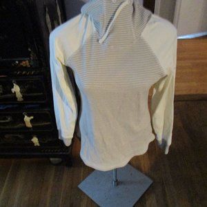 NEW COLUMBIA HOODED LONG SLEEVE SHIRT LARGE NEW WITHOUT TAGS